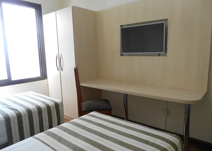 Hotel Colossi
