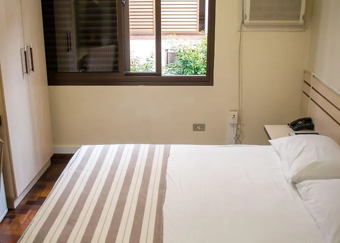 Hotel Colossi 3*
